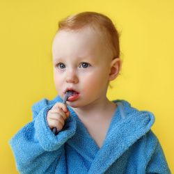 Lubby Зубная щётка с ограничителем 6+